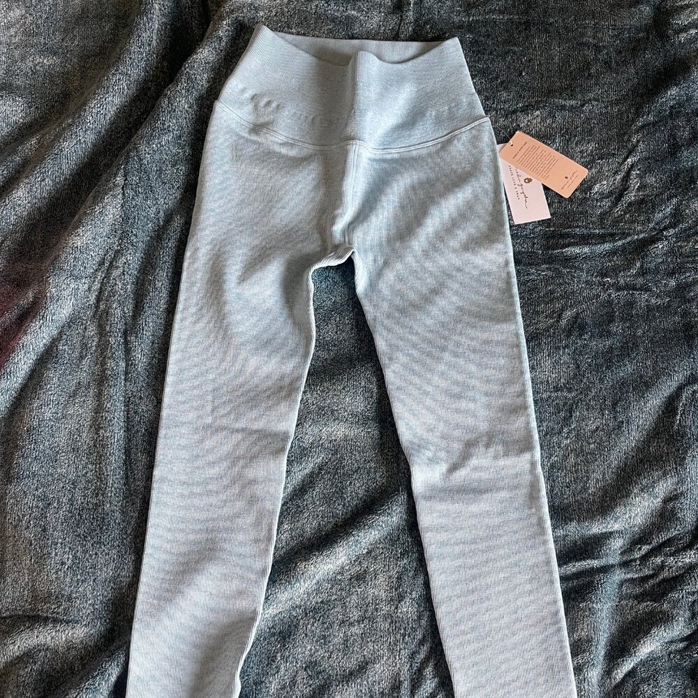 NWT Spiritual Gangster Love Sculpt Seamless Leggings Heather Azzurro Size M/L